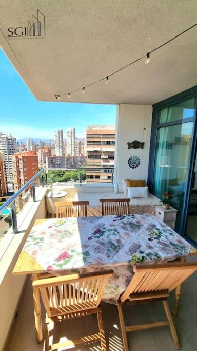 Apartamento Apartamento con terraza CHILL OUT! Torres D' Oboe Benidorm Exterior foto